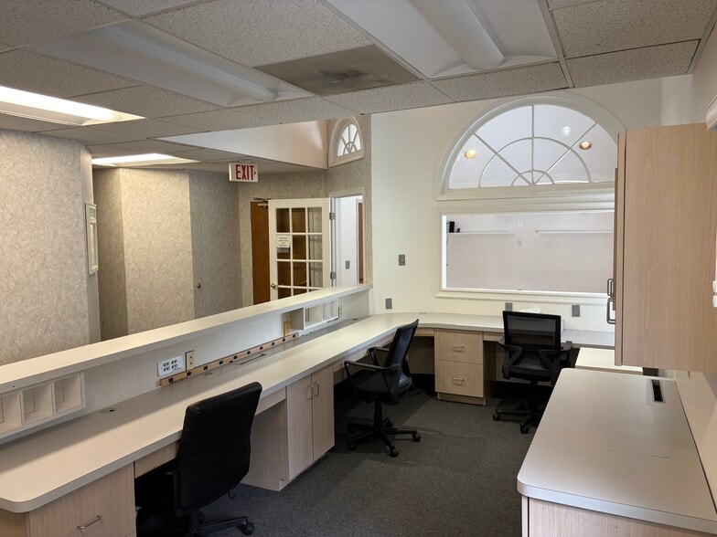 More Photos Of 17902 Georgia Ave, Olney Medical For Lease