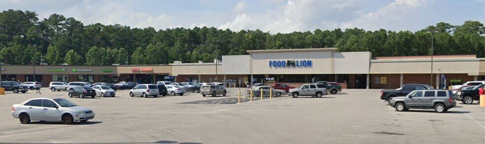 More Photos Of 175 Freedom Way, Midway Park Unknown For Lease