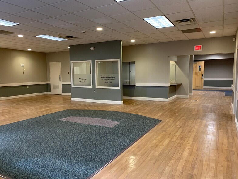 More Photos Of 239 E Brown St, East Stroudsburg Medical For Lease