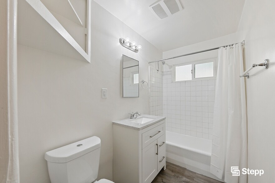 More Photos Of 1825 Stanley Ave, Signal Hill Apartments For Sale