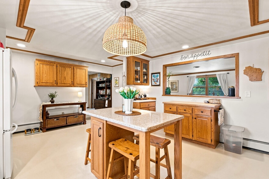 More Photos Of 308 N Wisconsin Dr, Sheboygan Freestanding For Sale
