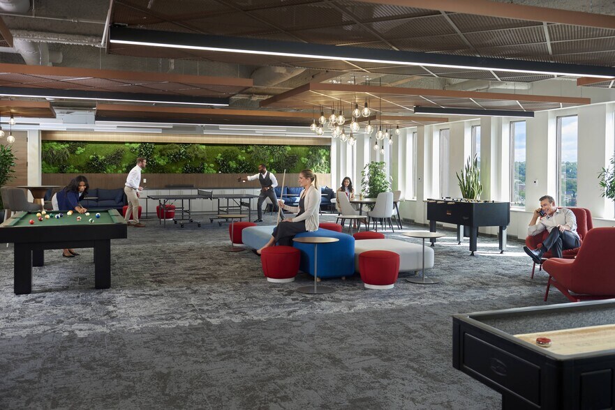 More Photos Of 600 Grant St, Pittsburgh Office For Lease