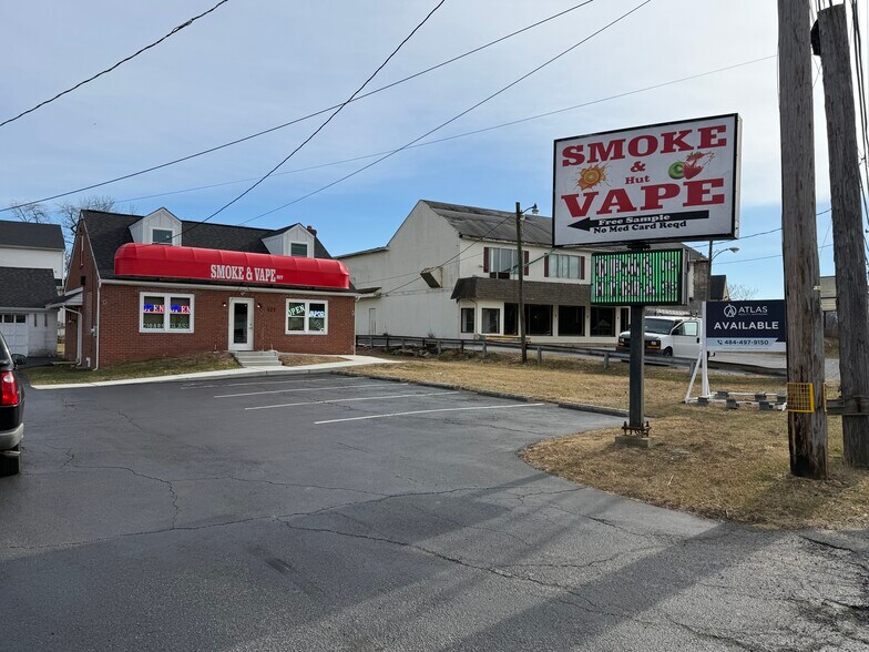 Primary Photo Of 123 Wilmington W Chester Pike, Chadds Ford General Retail For Lease