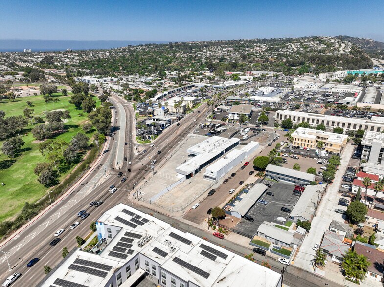 More Photos Of 4433 Mission Bay Dr, San Diego Auto Dealership For Lease