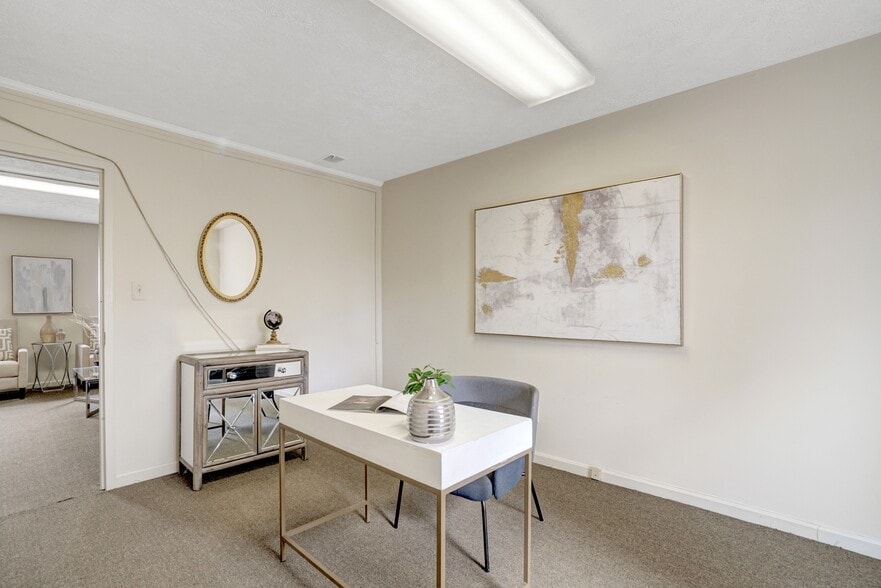 More Photos Of 7297 US-29, Falls Church Office For Sale