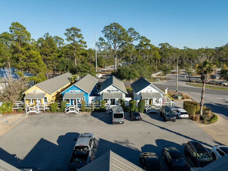 More Photos Of 26 Logan Ln, Santa Rosa Beach General Retail For Sale