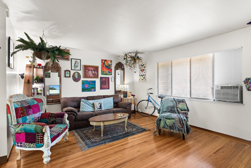 More Photos Of 505 Franklin St, Napa Apartments For Sale