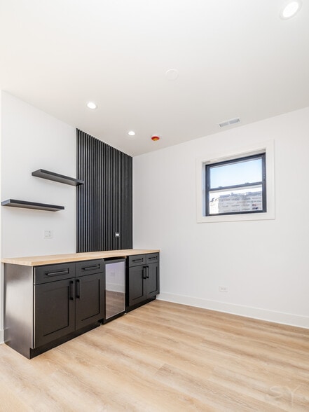 More Photos Of 1548 Sawyer ave, Chicago Apartments For Sale