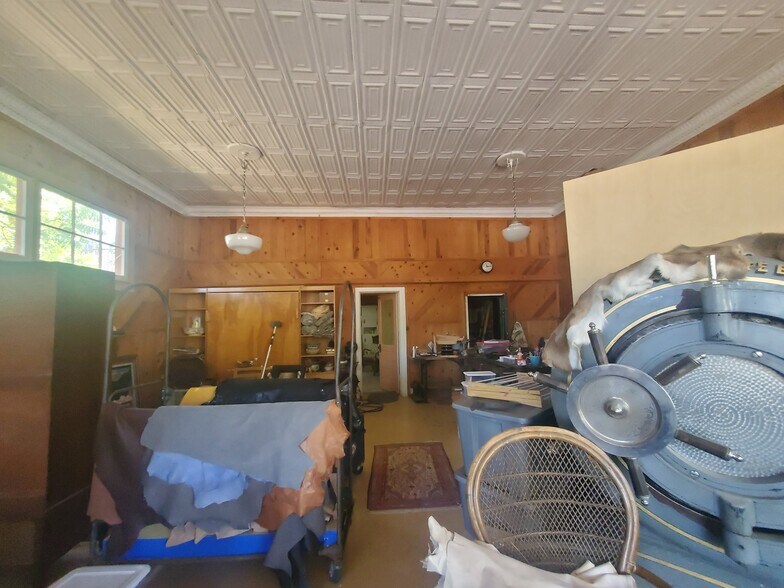 More Photos Of 12791 E Central Ave, Mayer General Retail For Lease