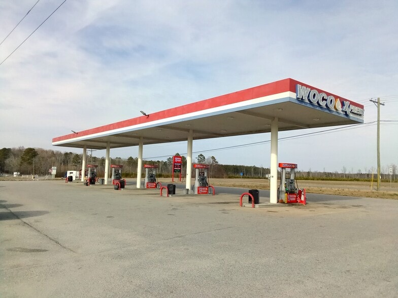 More Photos Of 35242 General Mahone Blvd, Ivor Convenience Store For Sale