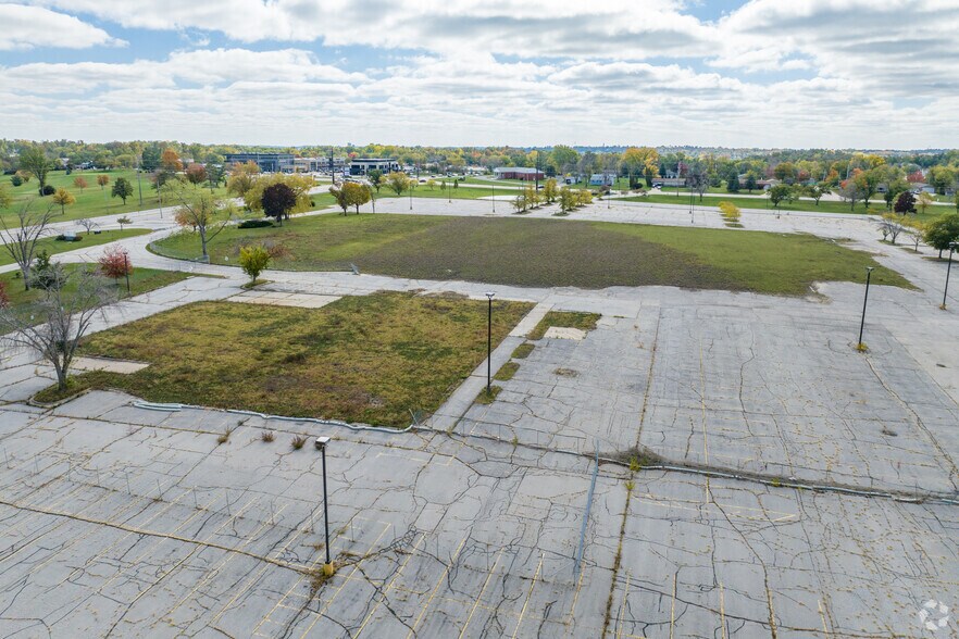 More Photos Of 4333 Edgewood Rd NE, Cedar Rapids Land For Sale