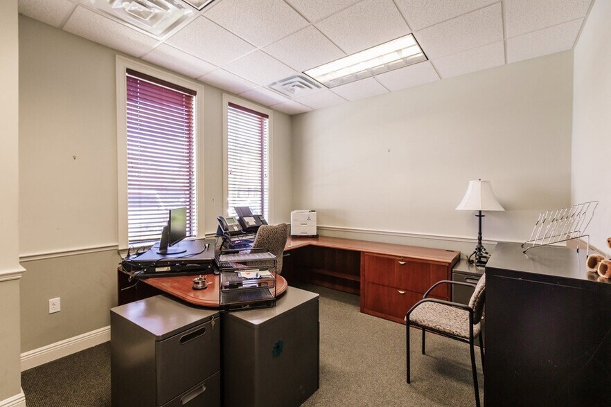 More Photos Of 9210 Estero Park Commons Blvd, Estero Office For Lease