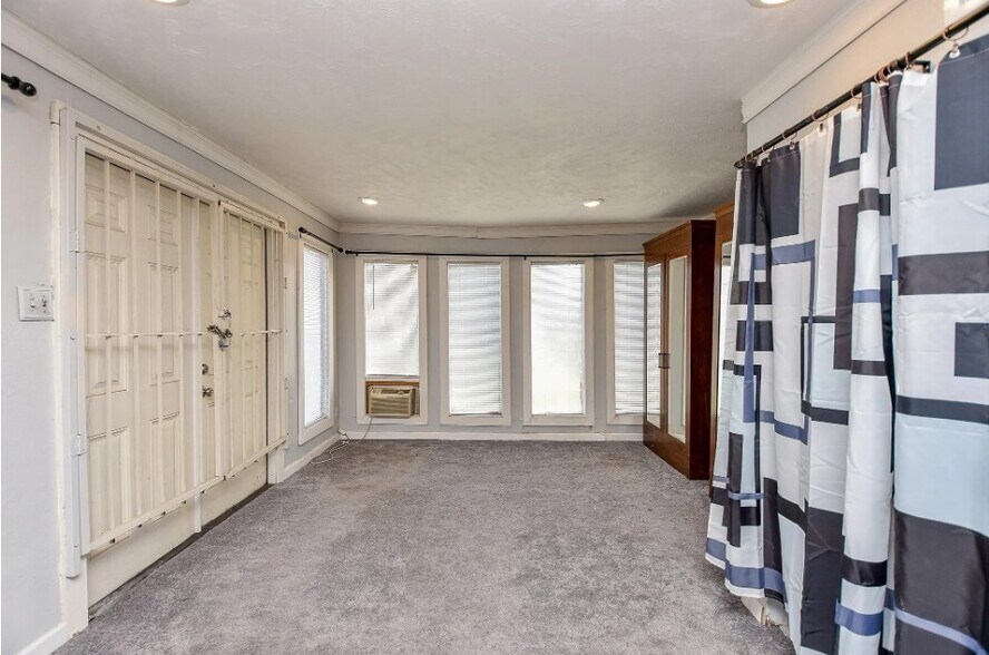 More Photos Of 4916 Old Spanish Trl, Houston Flex For Lease