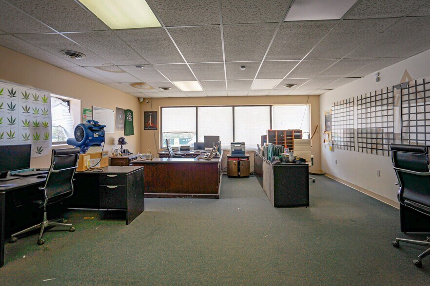 More Photos Of 36900 County Road 32.4, Trinidad Service For Sale