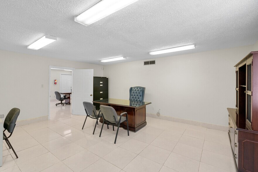 More Photos Of 3905 Durazno, El Paso Unknown For Sale