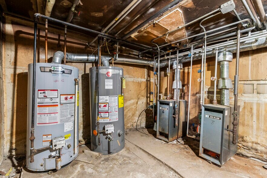 More Photos Of 121 Lockwood Ave, Stamford Apartments For Sale