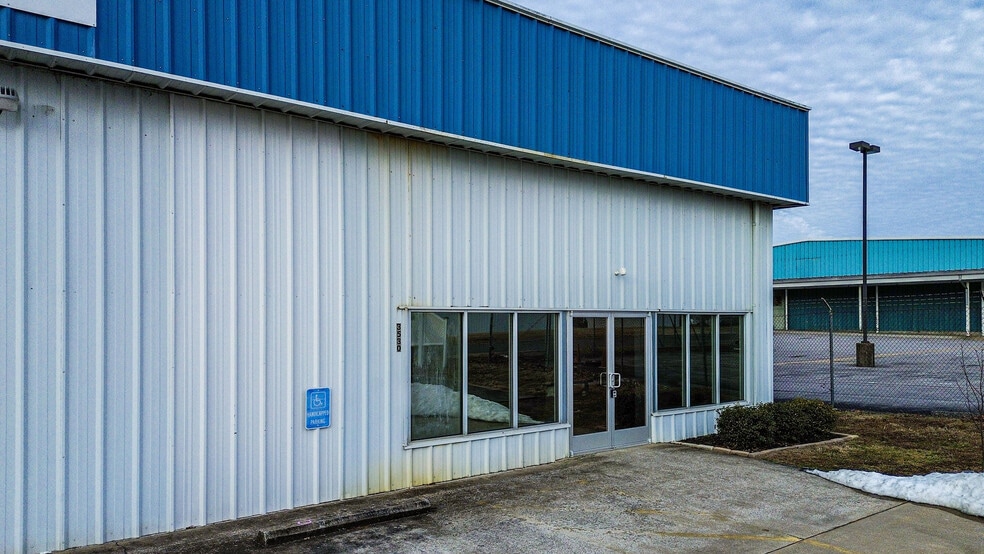 More Photos Of 3530 Park Plaza Rd, Paducah Warehouse For Sale