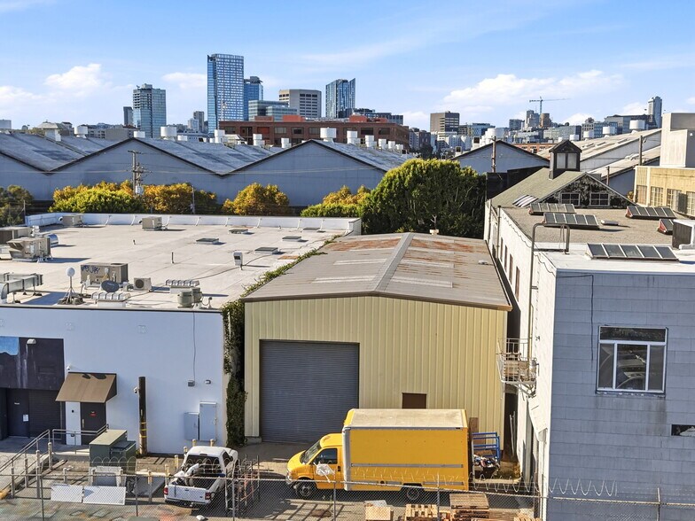 More Photos Of 2757 16th St, San Francisco Warehouse For Lease