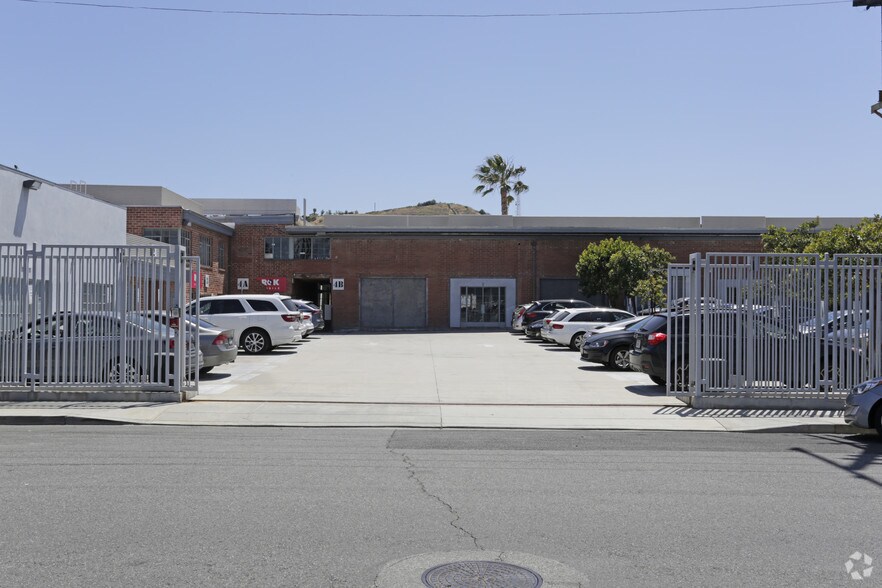 More Photos Of 8500 Steller Dr, Culver City Loft Creative Space For Lease