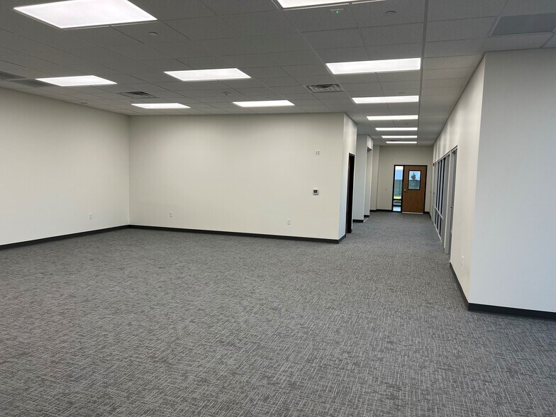 More Photos Of 200 Crossings Dr, Burlington Unknown For Lease