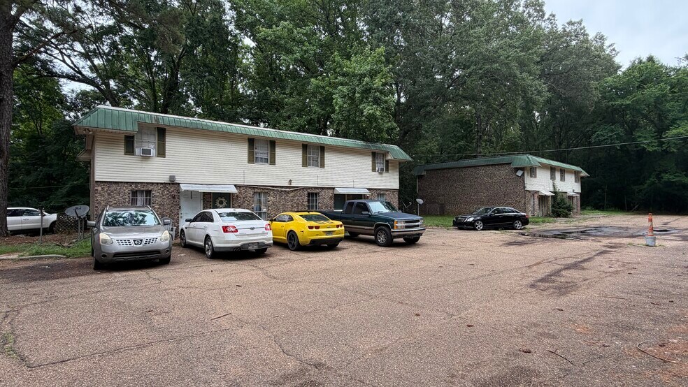 More Photos Of 320 Fisher Ferry Rd, Vicksburg Apartments For Sale