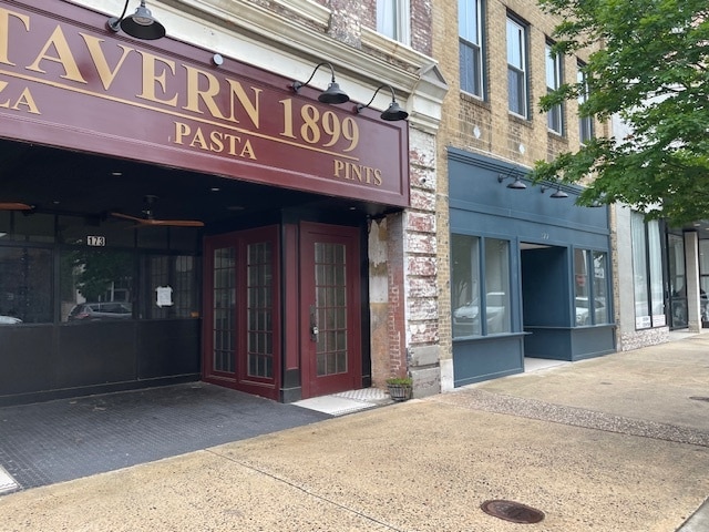 More Photos Of 177 W Main Ave, Gastonia Storefront For Lease