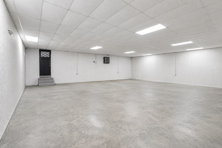 More Photos Of 2546 US-101, Ilwaco Industrial For Sale