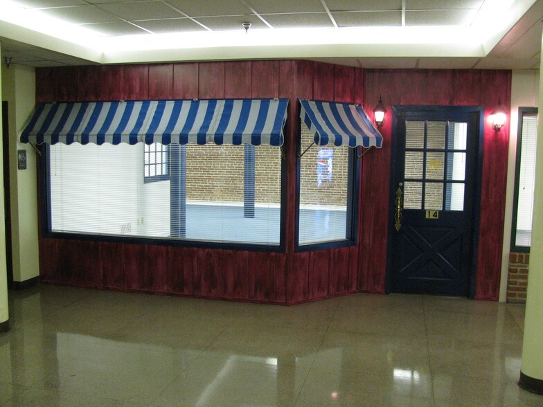 More Photos Of 1 Center Sq, Hanover Office For Lease