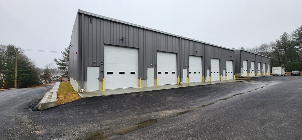 More Photos Of 41 Nooseneck Hill Rd, West Greenwich Warehouse For Lease