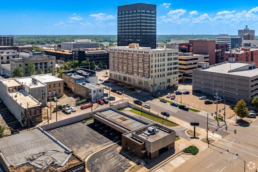 More Photos Of 503 S Kansas Ave, Topeka Office For Sale