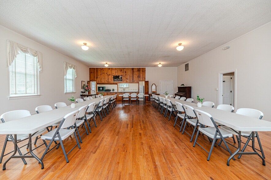 More Photos Of 211 Main st, Broadway Religious Facility For Sale