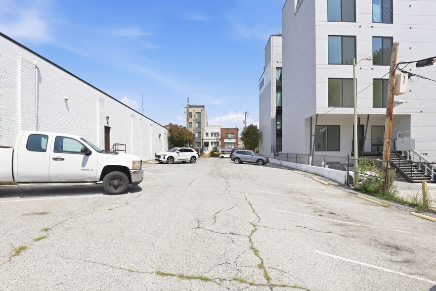 More Photos Of 716-718 Kennedy St NW, Washington Funeral Home For Sale