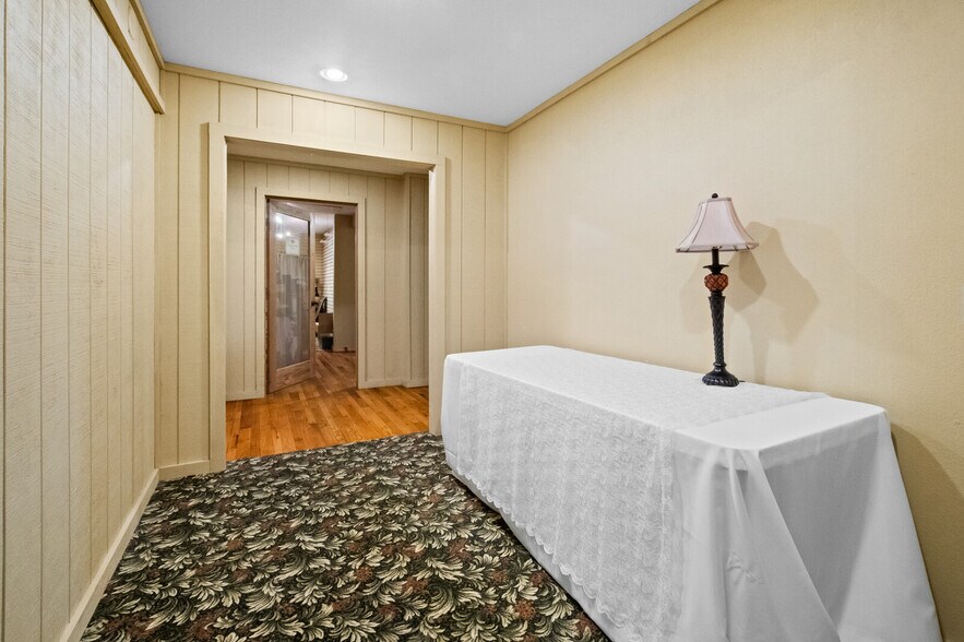 More Photos Of 12483 Lodge Dr, Garfield Lodge Meeting Hall For Lease