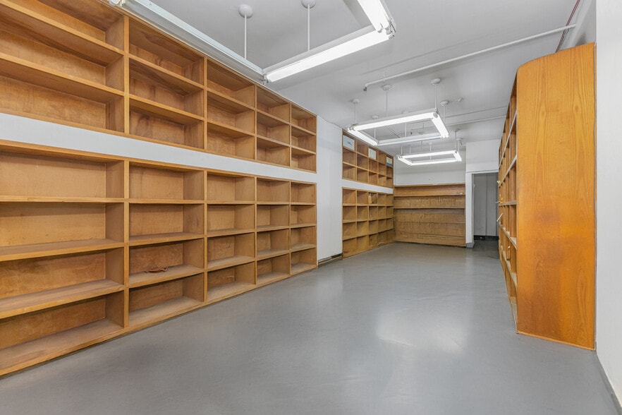 More Photos Of 49 W 24th St, New York Loft Creative Space For Sale