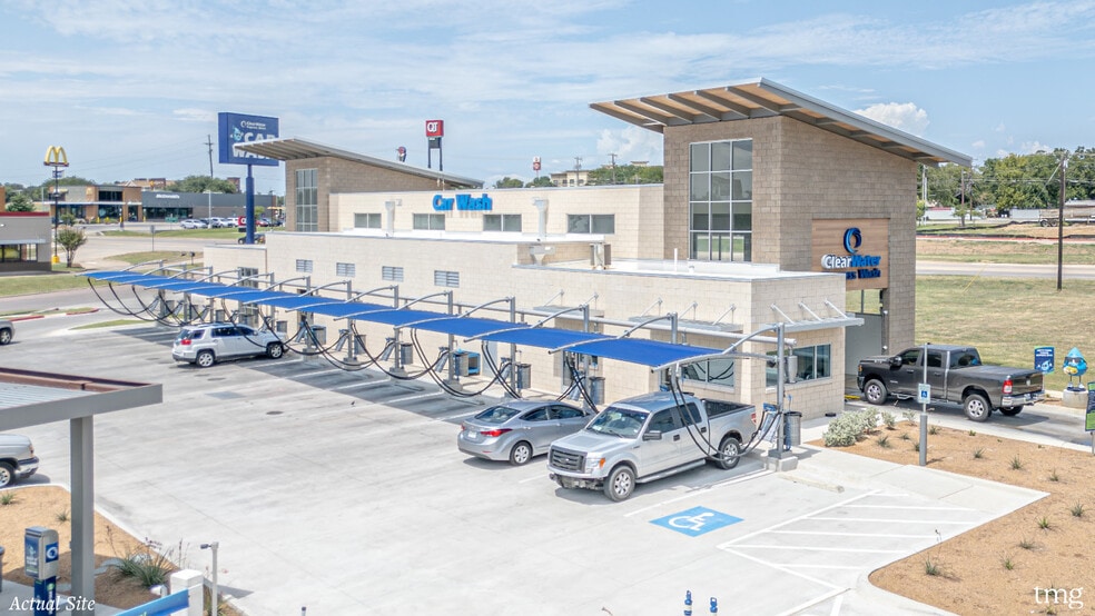 More Photos Of 3112 Regency Ln, Denison Carwash For Sale