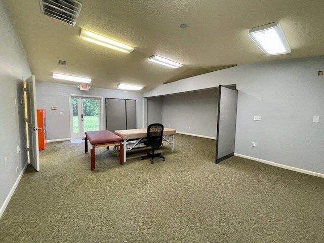 More Photos Of 13301 Orange Grove Dr, Tampa Office For Sale