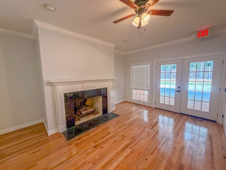More Photos Of 2100 Gravel Springs Rd, Buford Medical For Sale