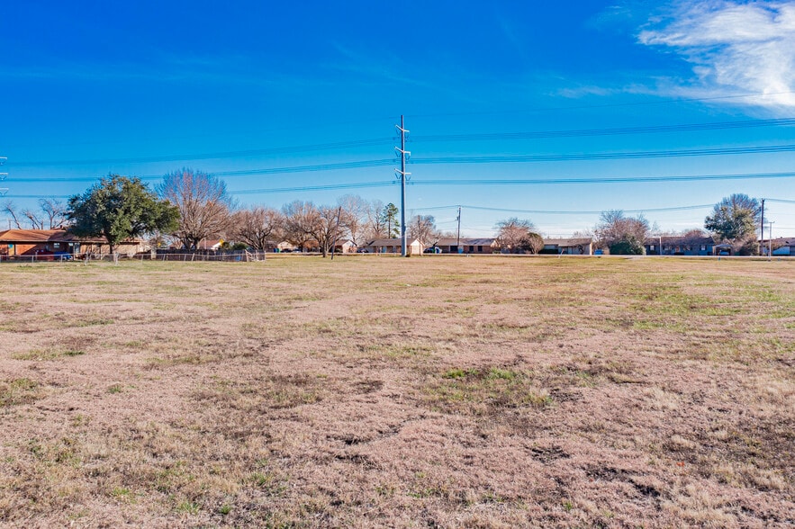 More Photos Of Highway 66 - 813 W Holiday, Rockwall Land For Sale