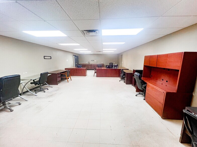 More Photos Of 4201 County 72 rd, Midland Industrial For Sale