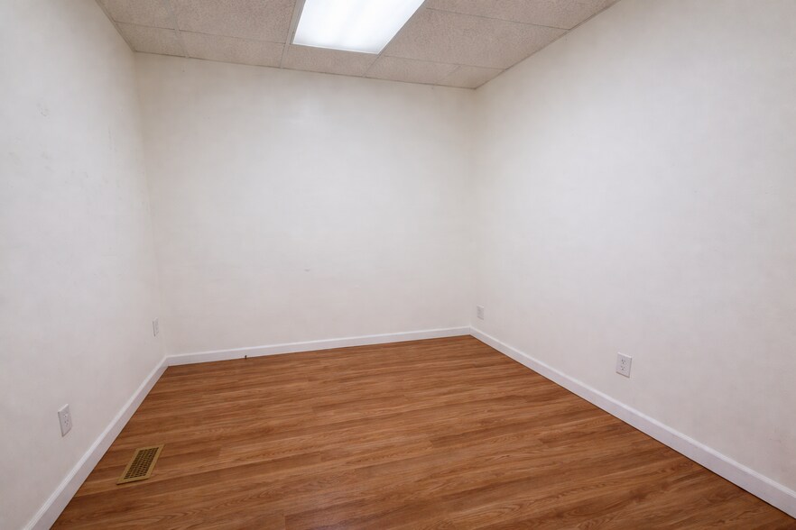 More Photos Of 88 Remsen St, Cohoes Storefront Retail Office For Lease