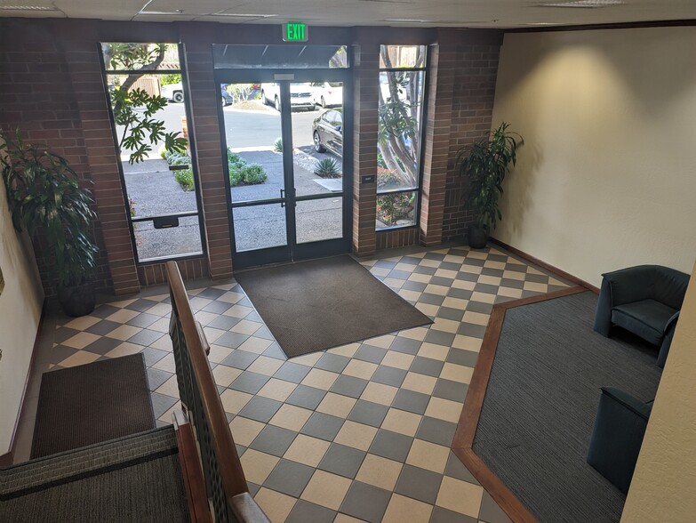 More Photos Of 133 Mission St, Santa Cruz Medical For Lease