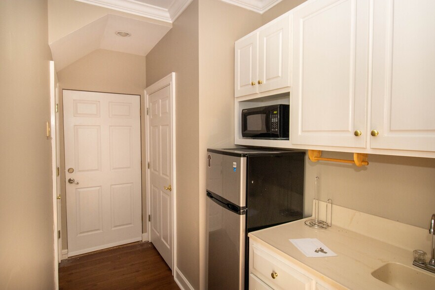 More Photos Of 1551 Jennings Mill Rd, Bogart Office For Sale