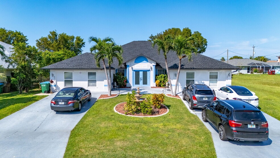More Photos Of 4614-4616 SW 7th Pl, Cape Coral Assisted Living For Sale