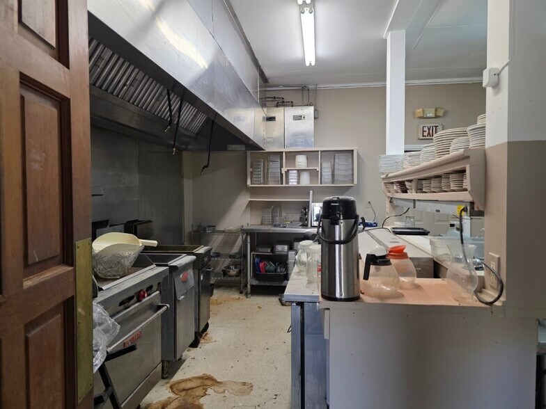 More Photos Of 182 Woodberry Rd Sw, Meadows Of Dan Hotel For Sale