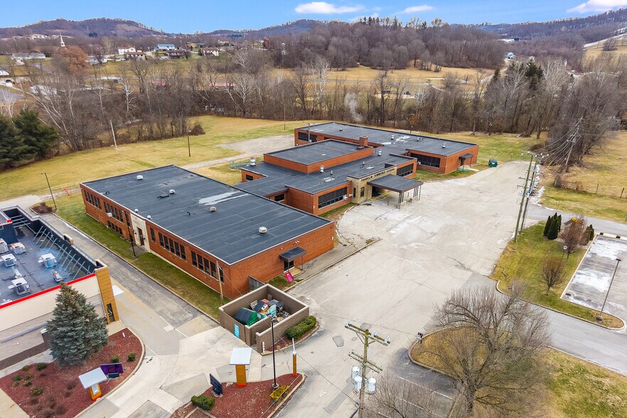 More Photos Of 300 North St, Waynesburg Schools For Sale