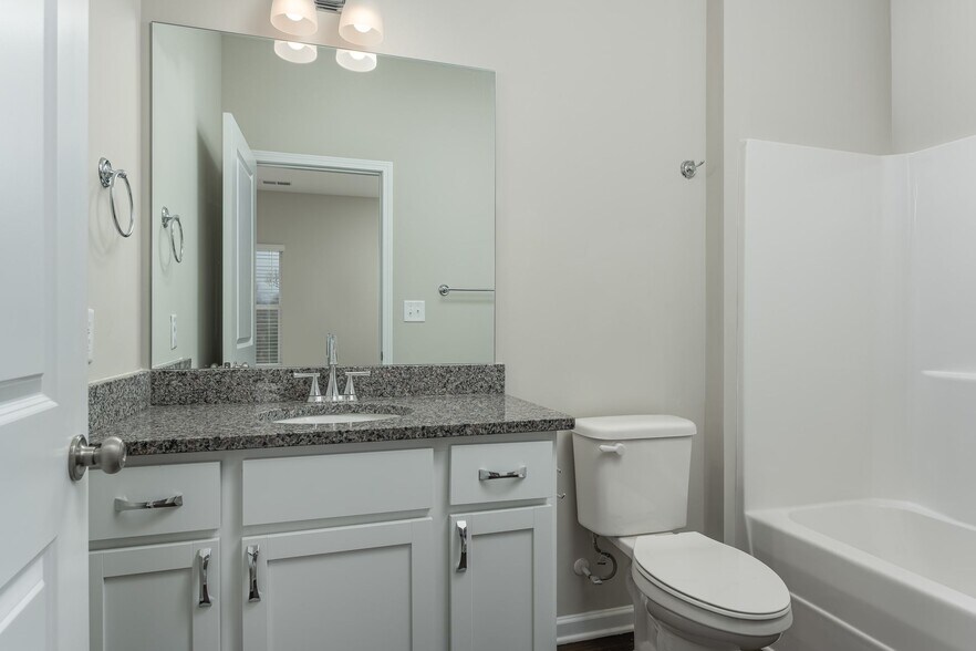 More Photos Of 7521 Middle Valley Rd, Hixson Apartments For Sale
