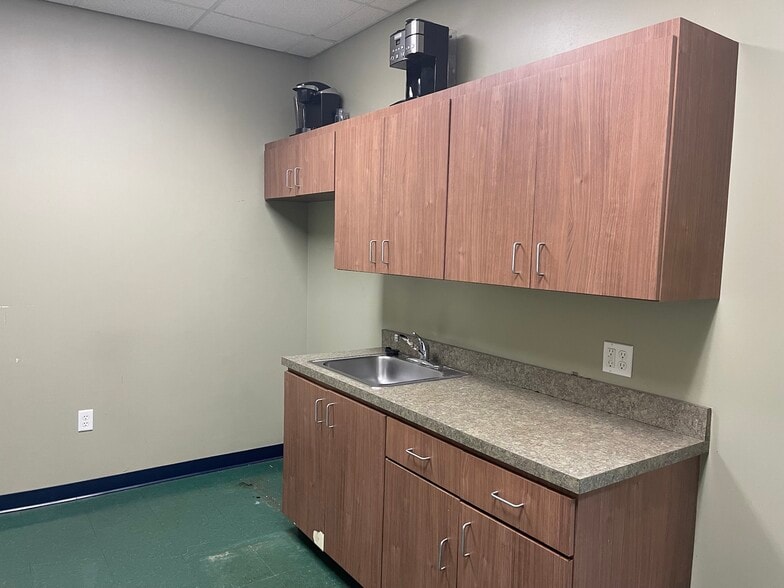 More Photos Of 1806 33rd St, Orlando Flex For Sale
