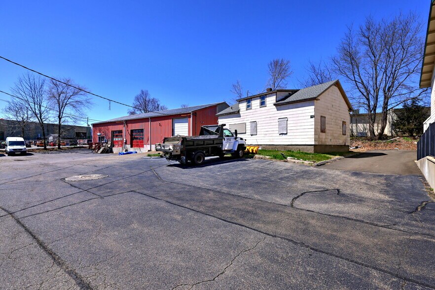 More Photos Of 284 Racebrook Rd, Orange Office For Sale