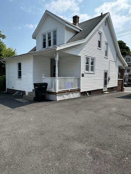 More Photos Of 2303 15th St, Troy Storefront For Sale
