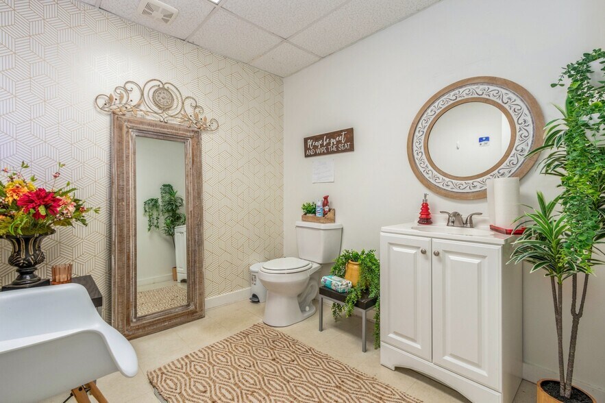 More Photos Of 569 Morton Ave, Rosenhayn General Retail For Sale